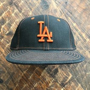 New Era 59 Fifty LA Dodgers // 7 1/4 // OBO